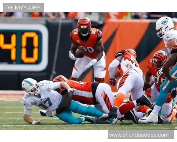 芝加哥熊与绿湾包装工的经典对决揭示NFL赛季的激烈竞争与历史渊源