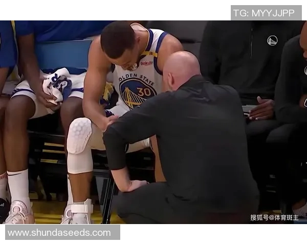 汤普森复出后表现低迷,勇士球迷呼吁更多机会 汤普森复出后表现低迷,勇士球迷呼吁更多机会