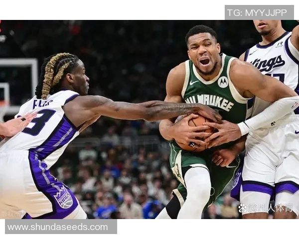 雄鹿轻取骑士,字母哥继续高效——篮球场上的无敌巨兽 雄鹿轻取骑士,字母哥继续高效——篮球场上的无敌巨兽